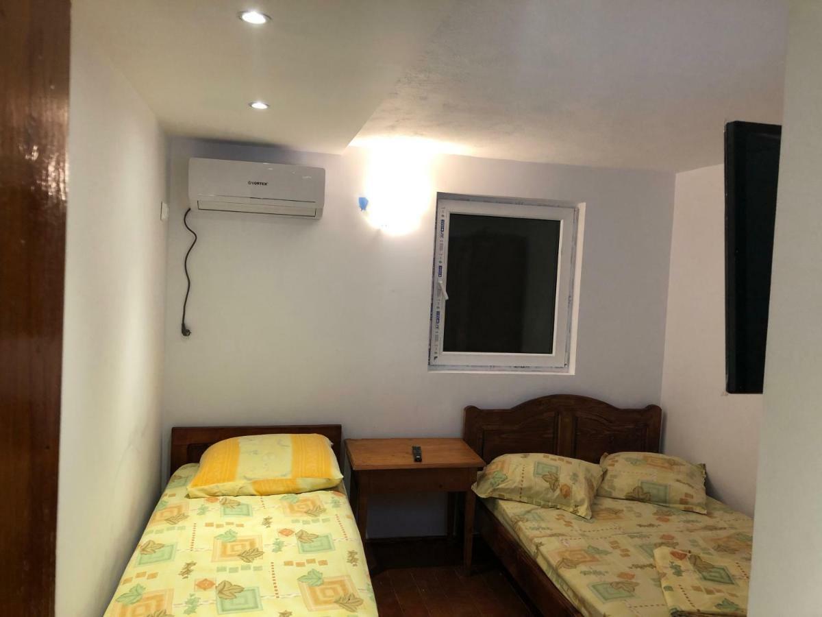 Pension Amira Costinesti Exterior photo